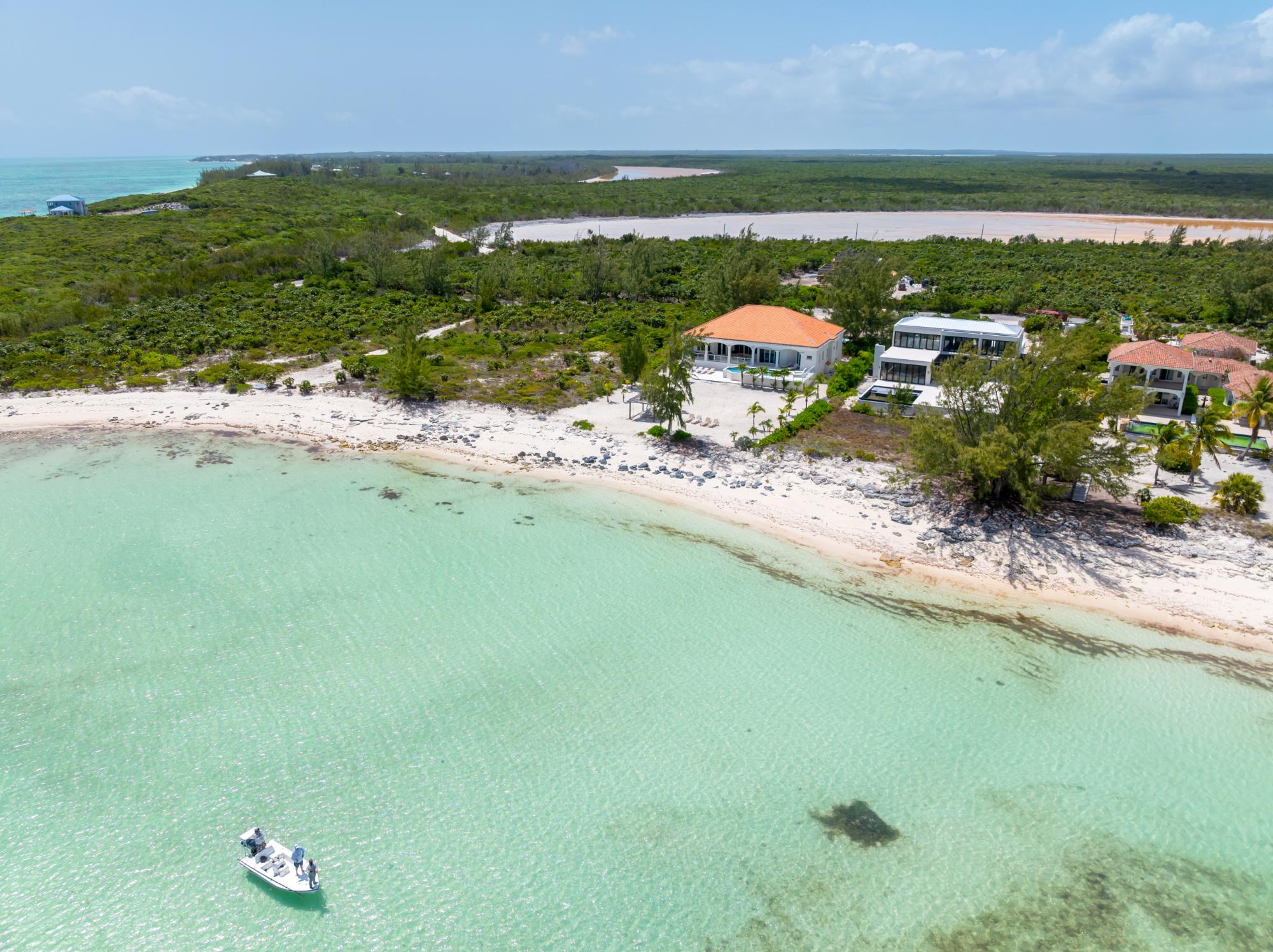 Villa Cecilia Beachfront Pumpkin Bluff