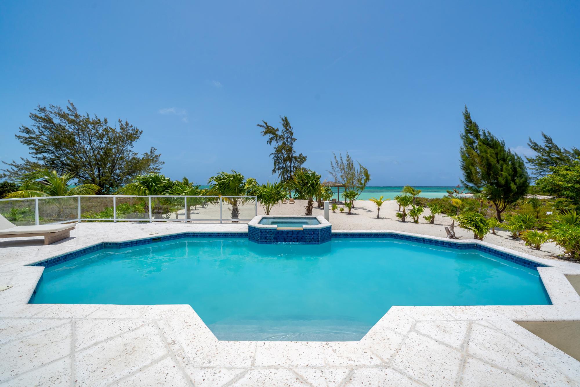 Villa Cecilia Beachfront Pumpkin Bluff