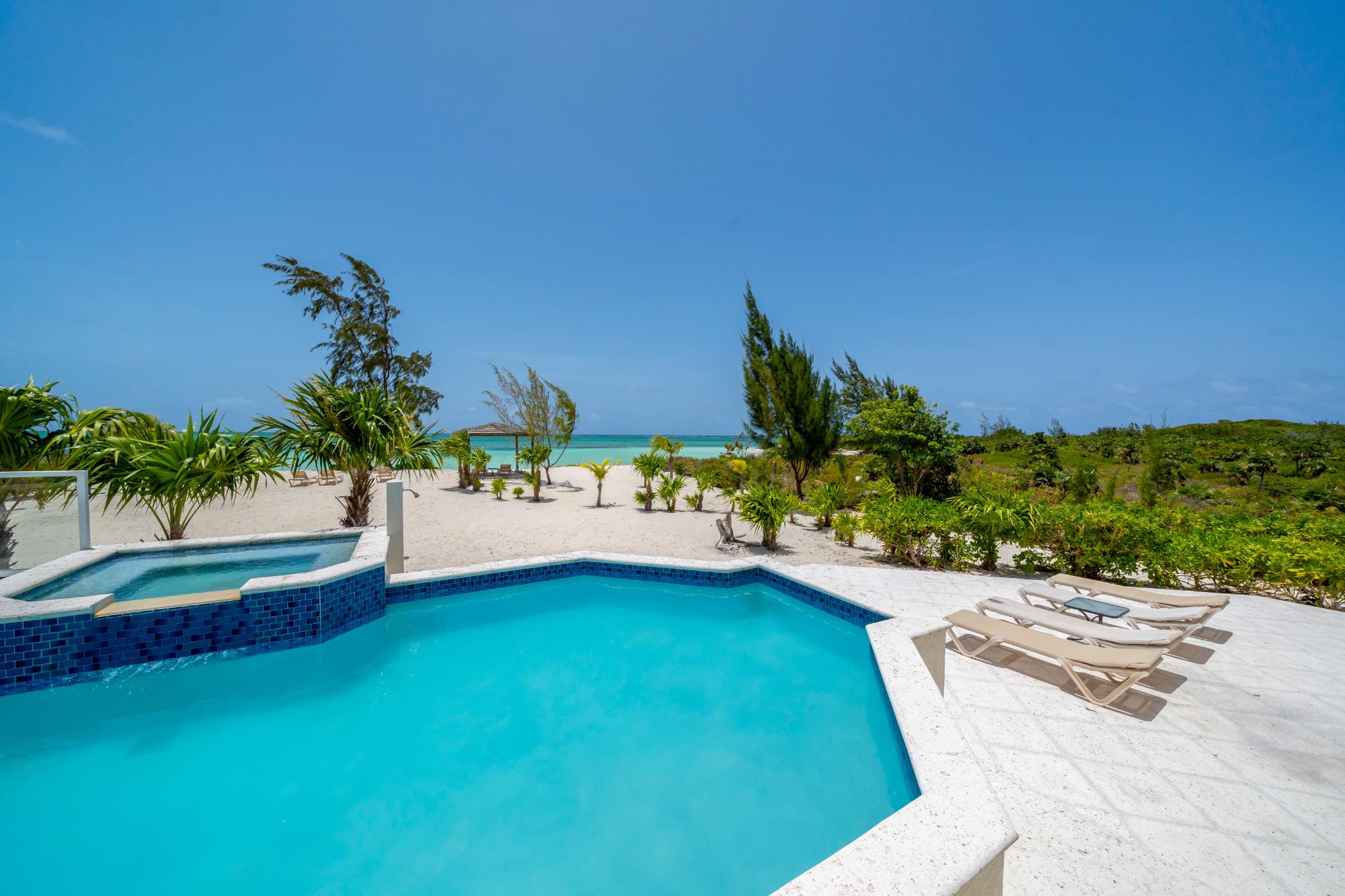 Villa Cecilia Beachfront Pumpkin Bluff