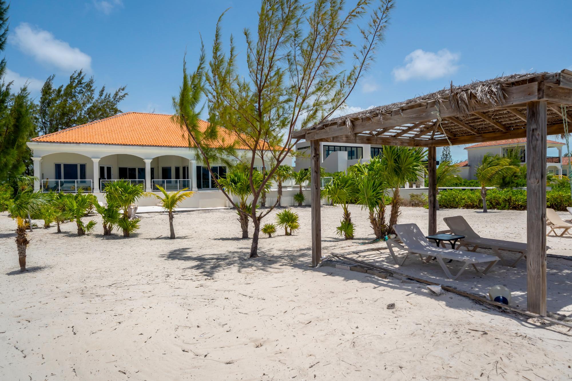 Villa Cecilia Beachfront Pumpkin Bluff
