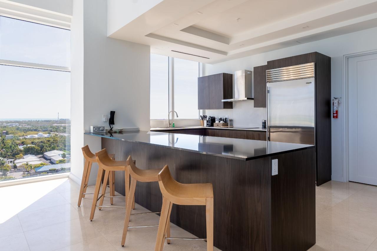 Penthouse 3005 - Ritz Carlton Residences