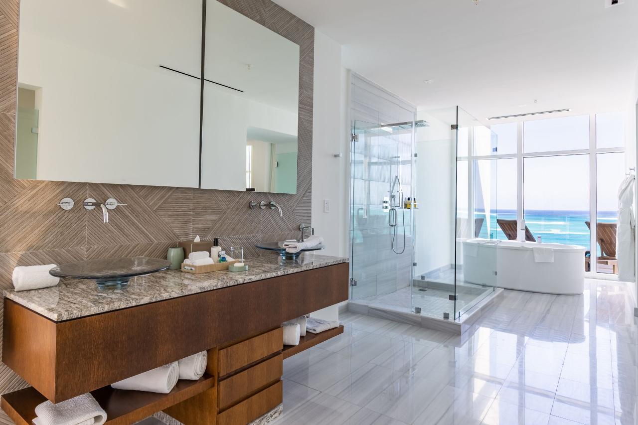 Penthouse 3005 - Ritz Carlton Residences