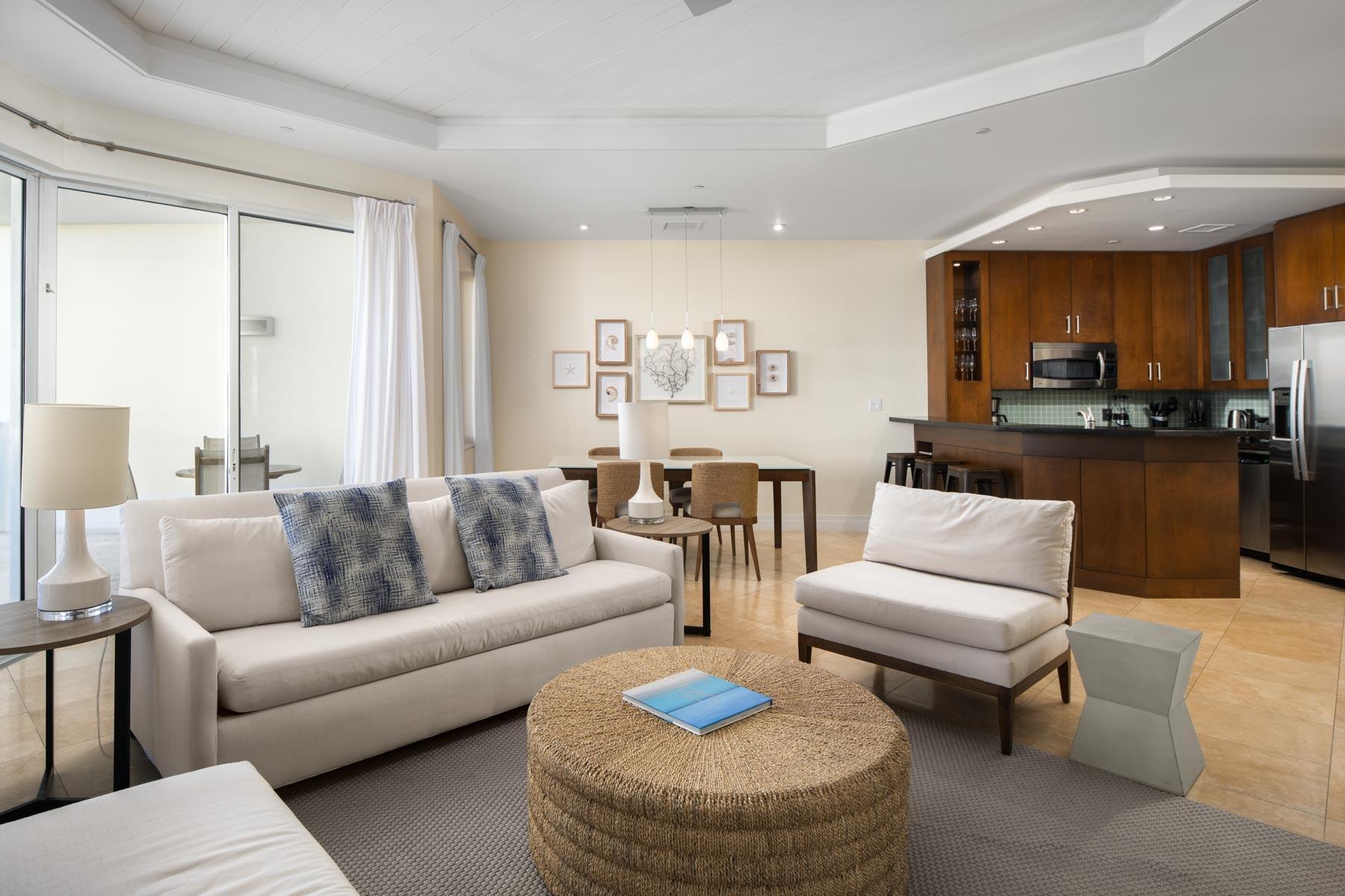 202 West Bay Club