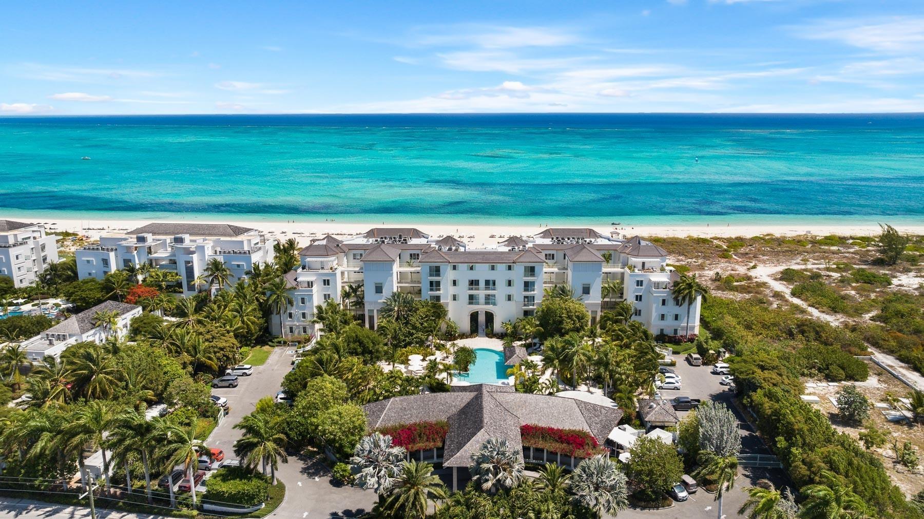 202 West Bay Club
