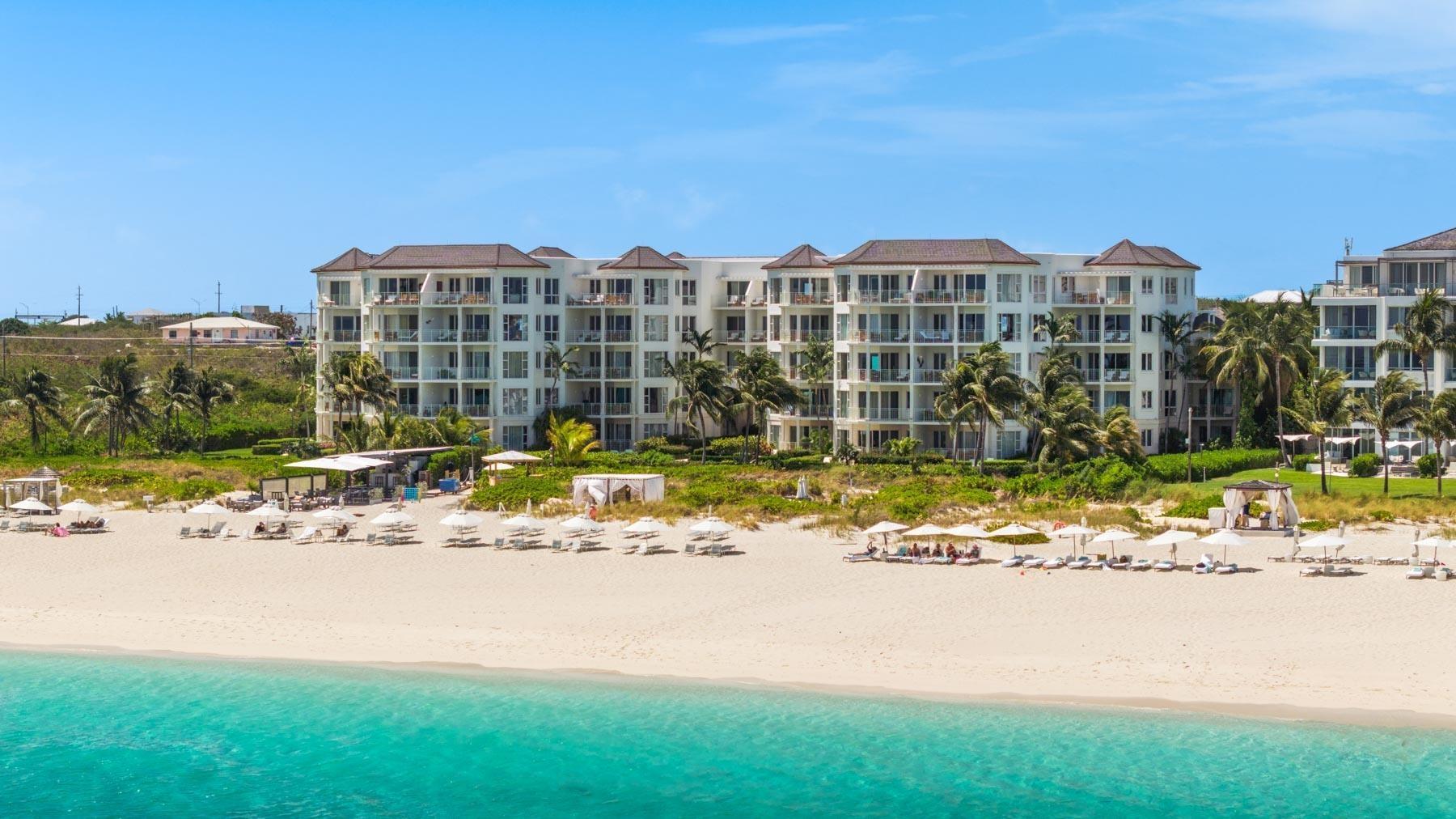202 West Bay Club