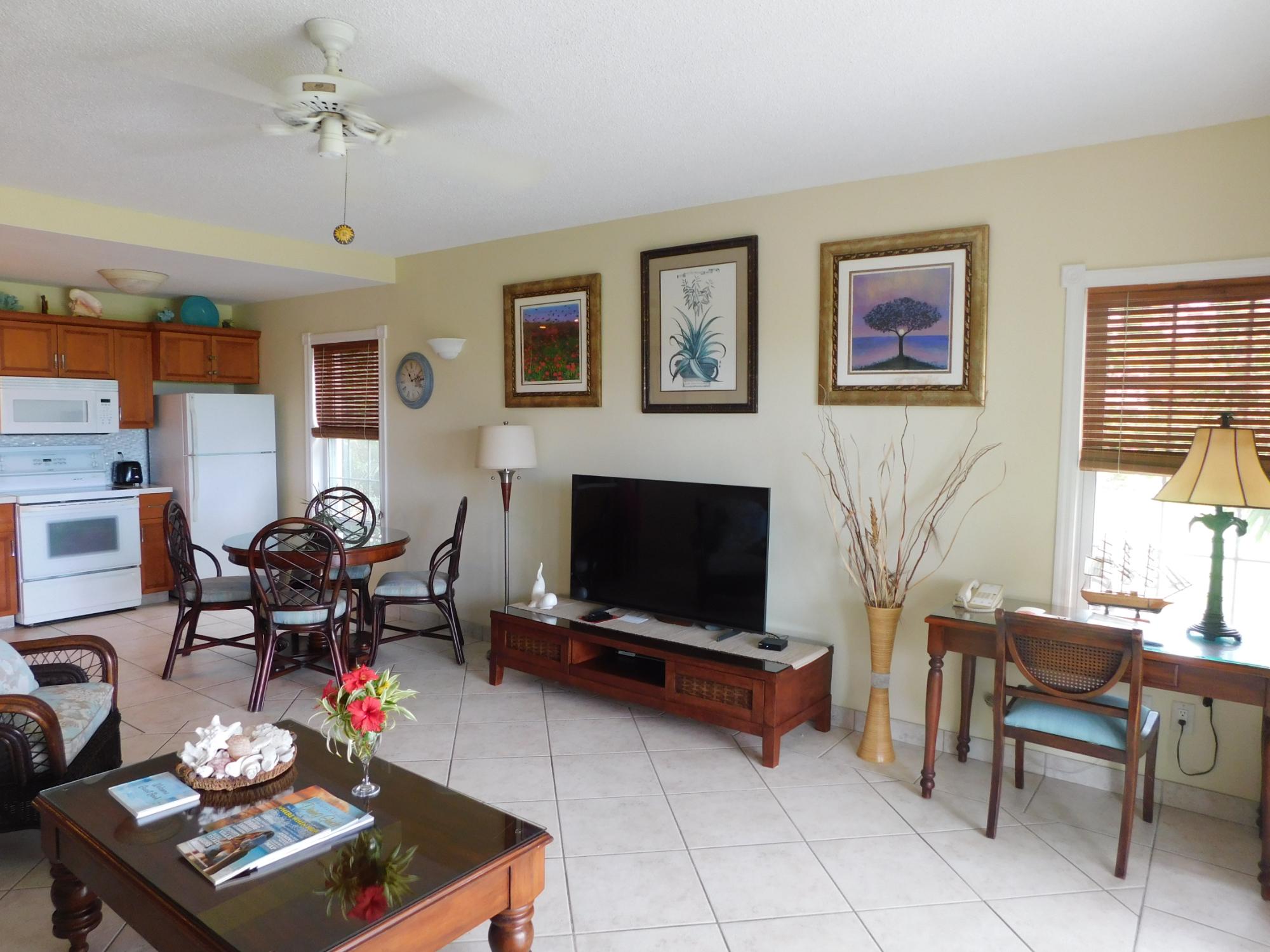 BEACH-LEVEL CORNER SUITE | RWI 115