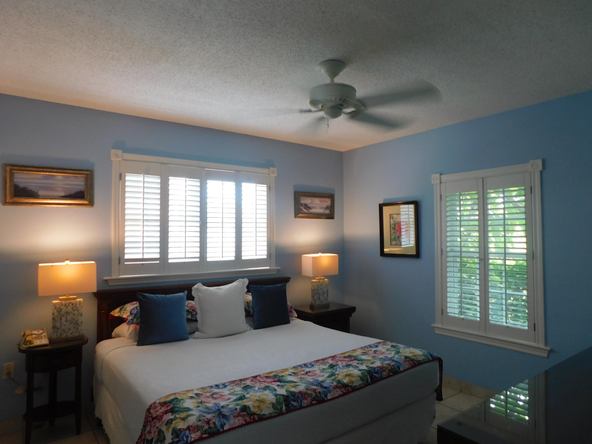 BEACH-LEVEL CORNER SUITE | RWI 115