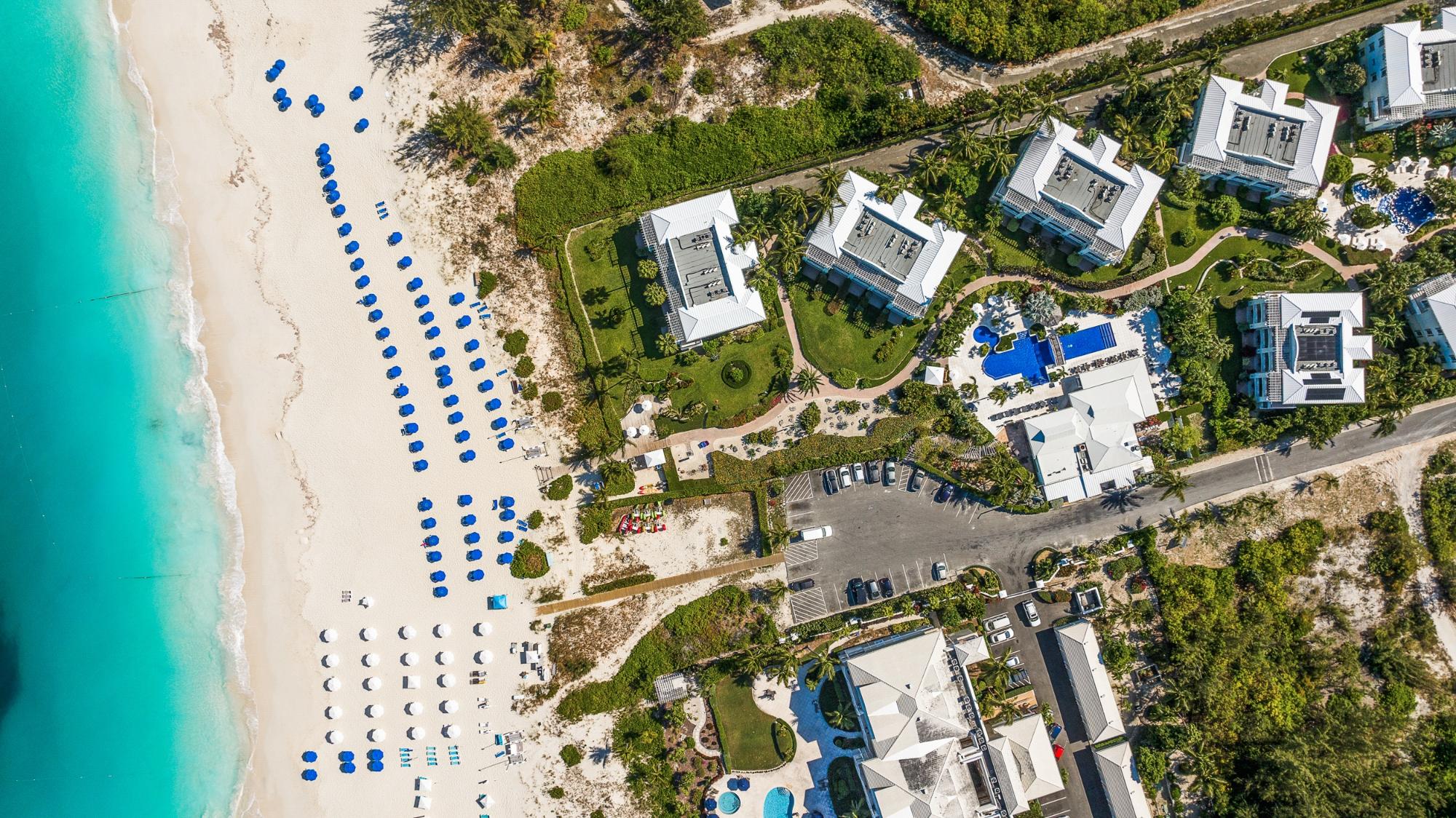 BEACH-LEVEL CORNER SUITE | RWI 115
