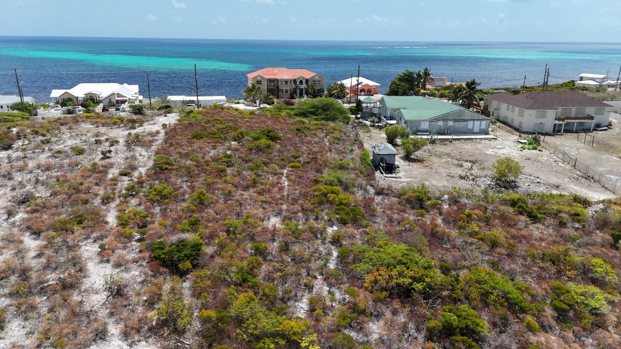 BREEZY BRAE, GRAND TURK — photo 2