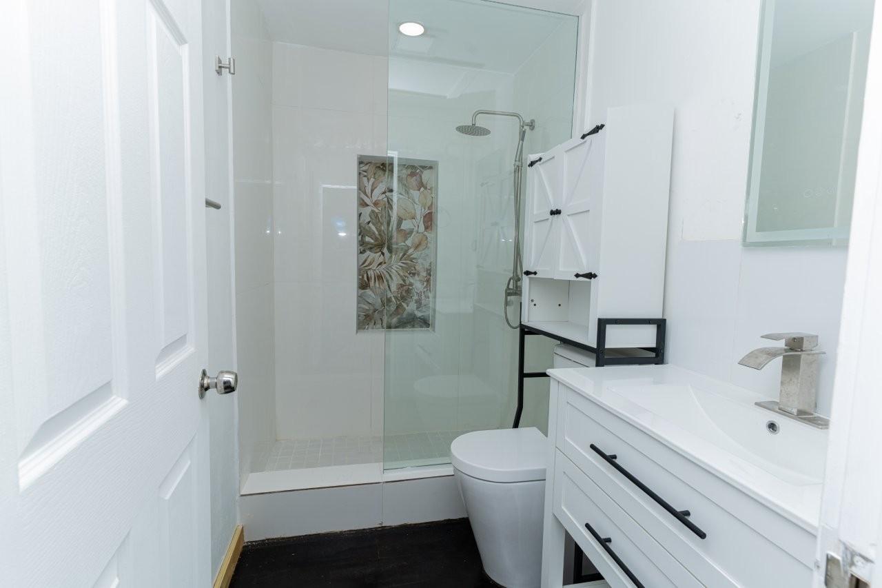 LUXURY 3 BED FOR FRACTION OF THE COST!
