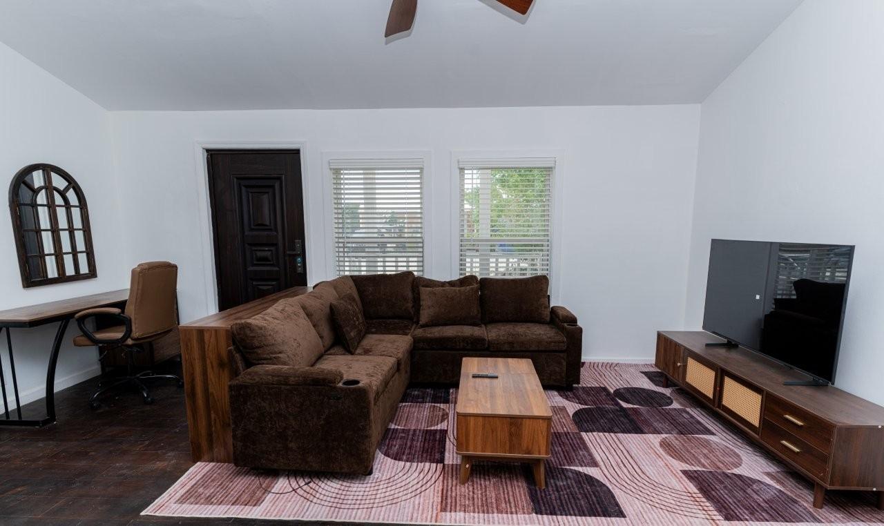 LUXURY 3 BED FOR FRACTION OF THE COST!