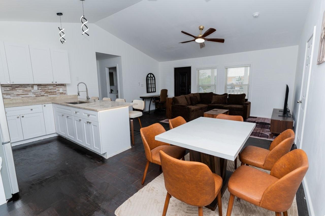LUXURY 3 BED FOR FRACTION OF THE COST!
