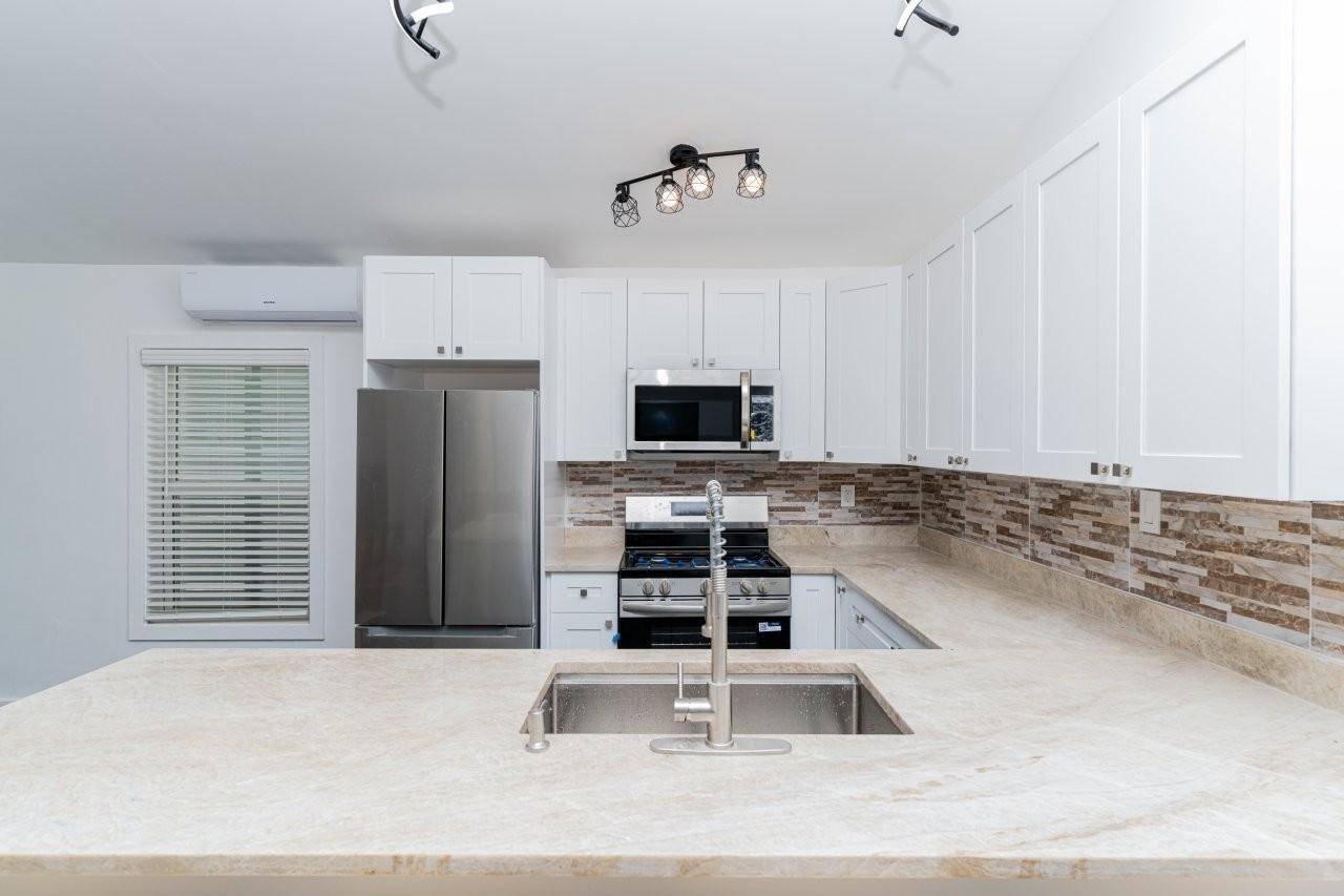 LUXURY 3 BED FOR FRACTION OF THE COST!