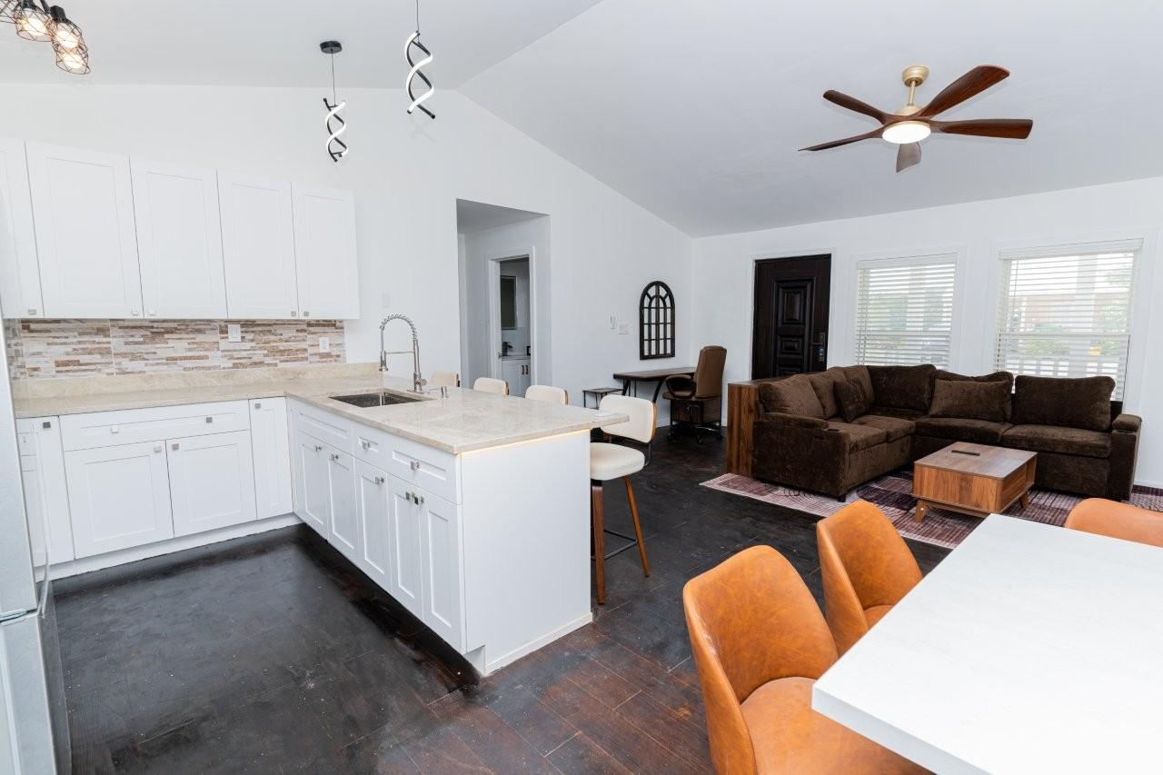 LUXURY 3 BED FOR FRACTION OF THE COST!