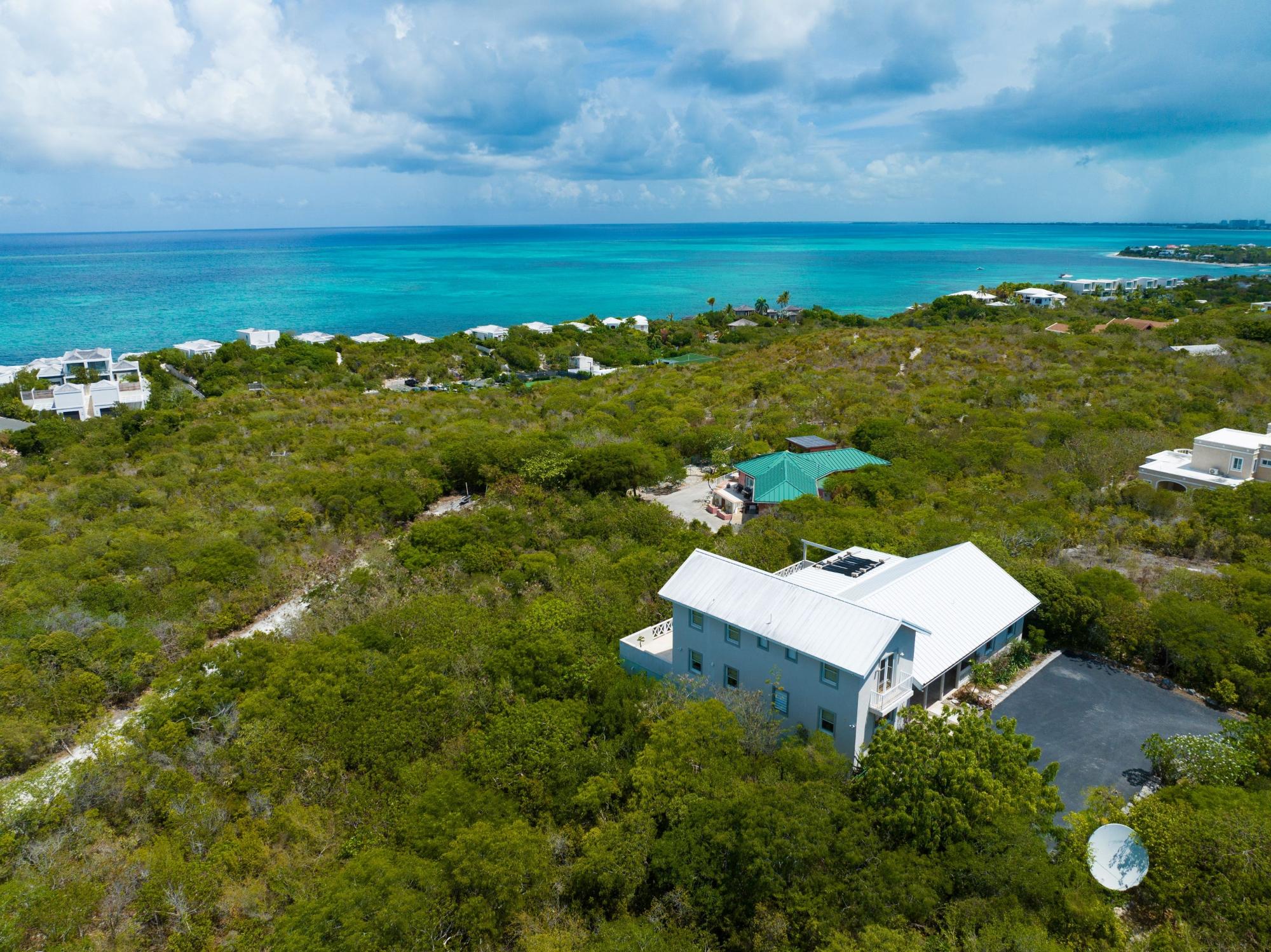 CAICOS BLUE VILLA — photo 3