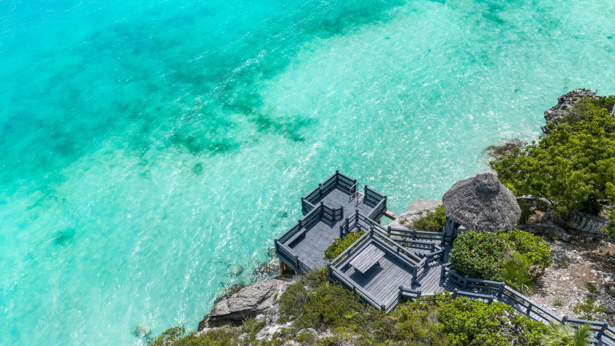 VILLA SEACLIFF: CHALK SOUND