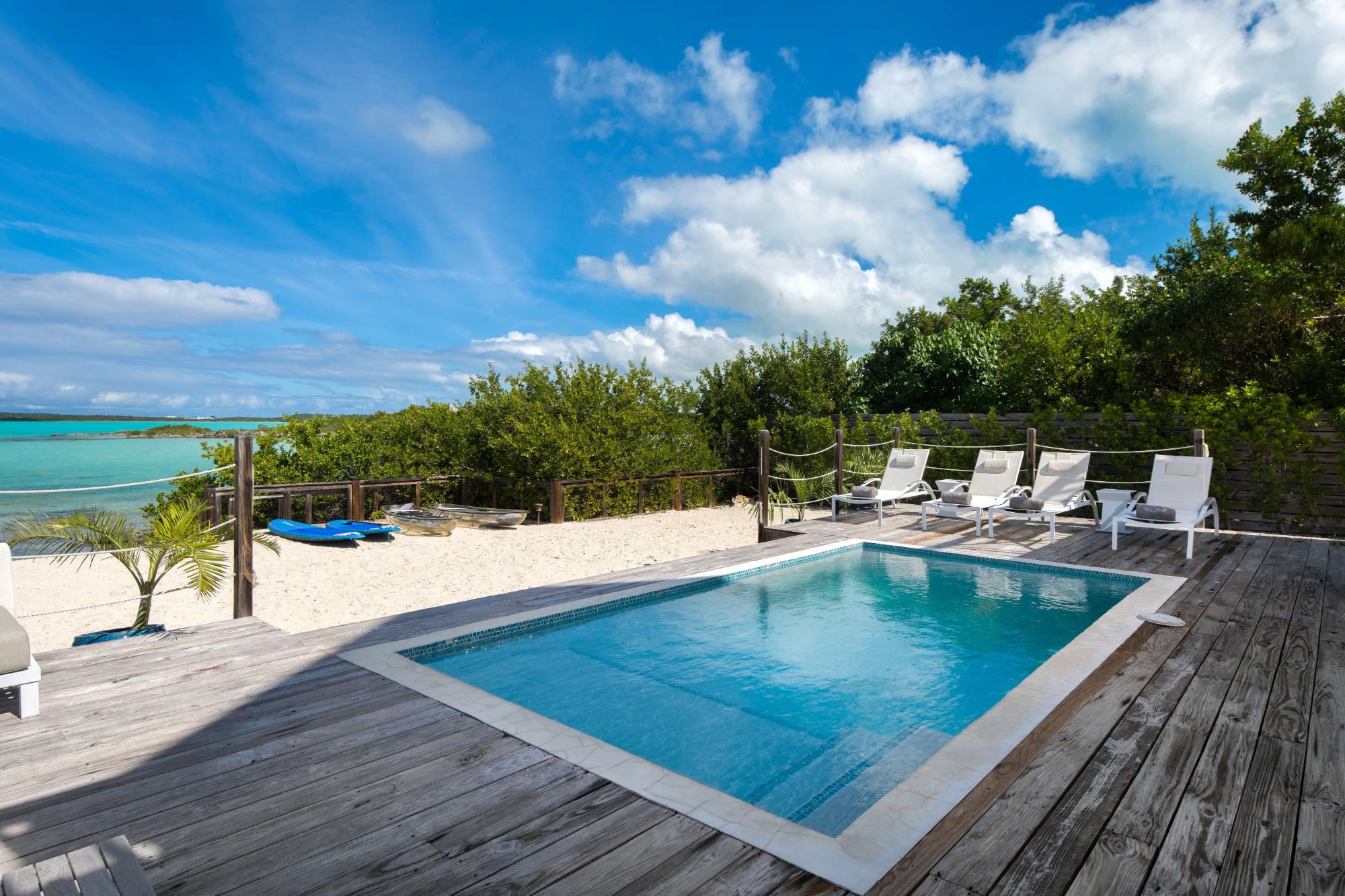 VILLA JUAN DEL MAR: CHALK SOUND