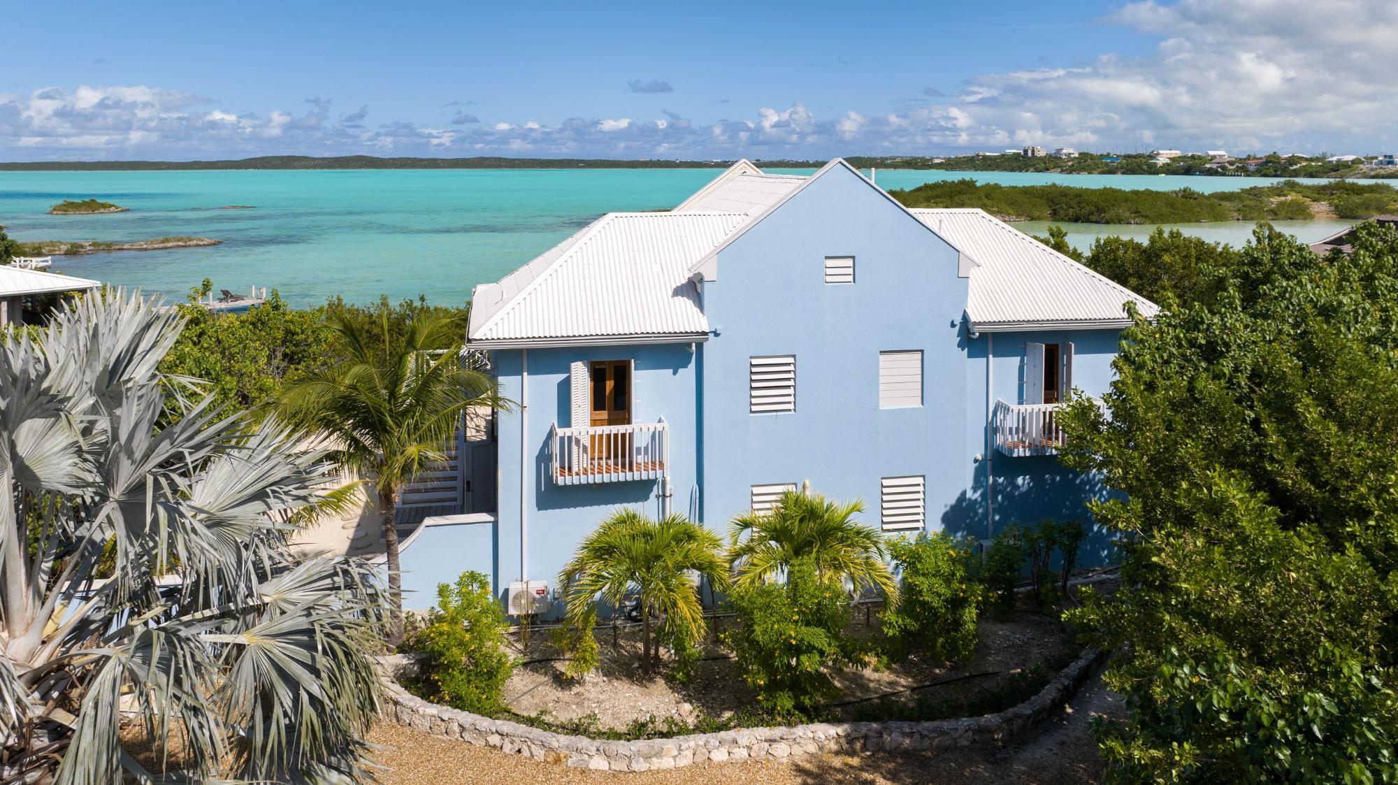 VILLA JUAN DEL MAR: CHALK SOUND