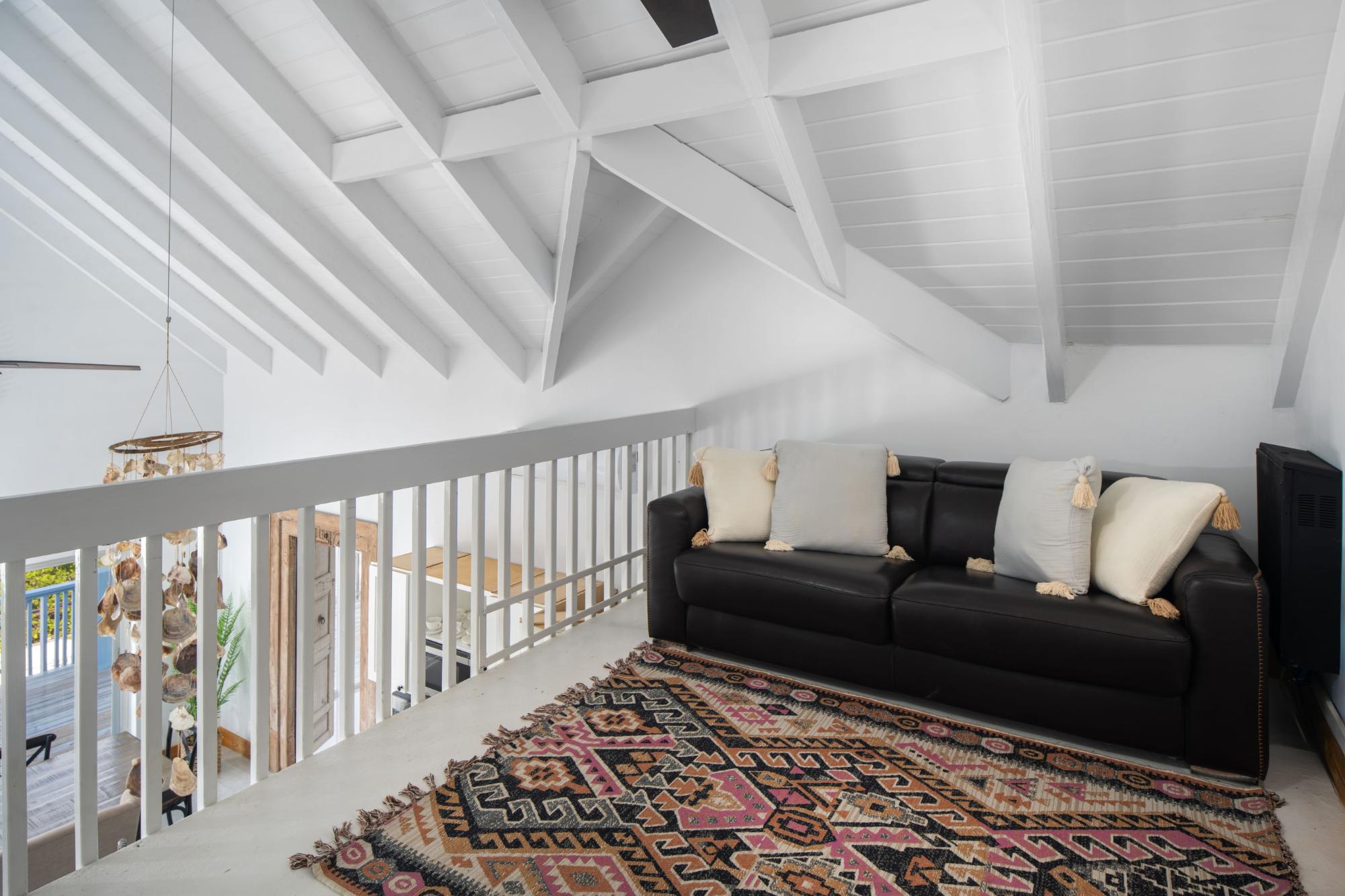VILLA JUAN DEL MAR: CHALK SOUND