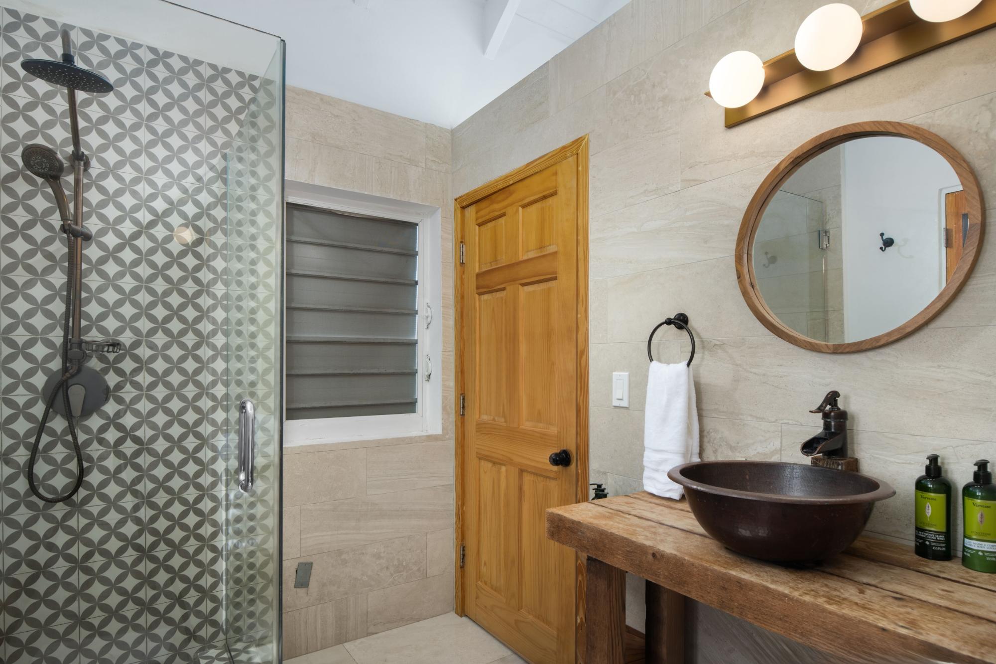 VILLA JUAN DEL MAR: CHALK SOUND