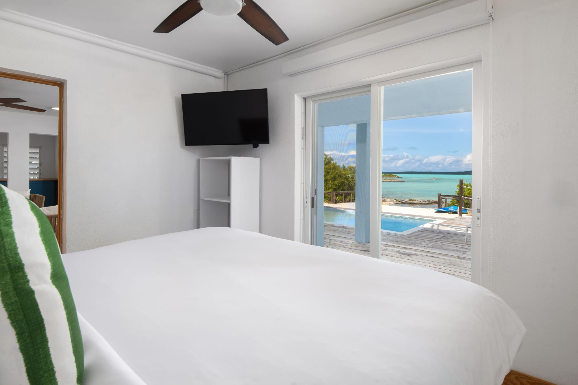 VILLA JUAN DEL MAR: CHALK SOUND