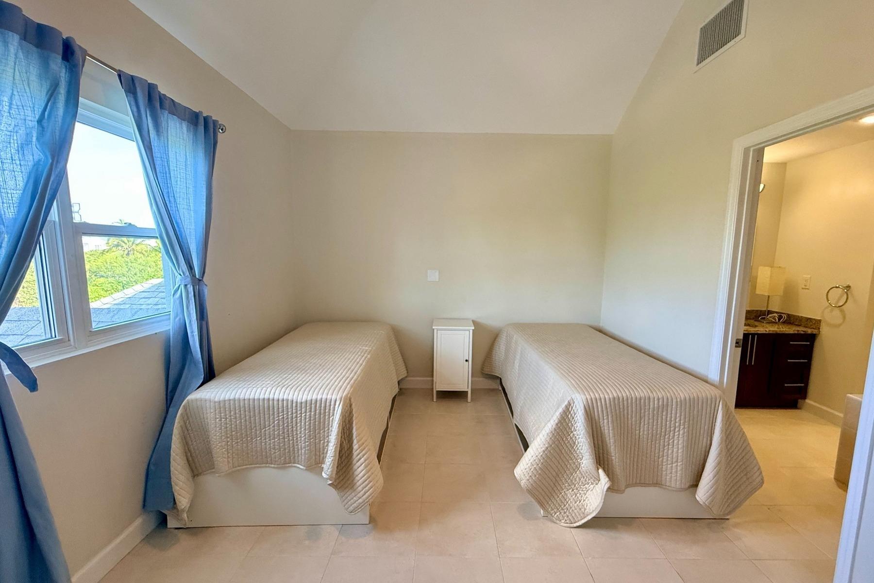 #6 Seaflowers Townhome