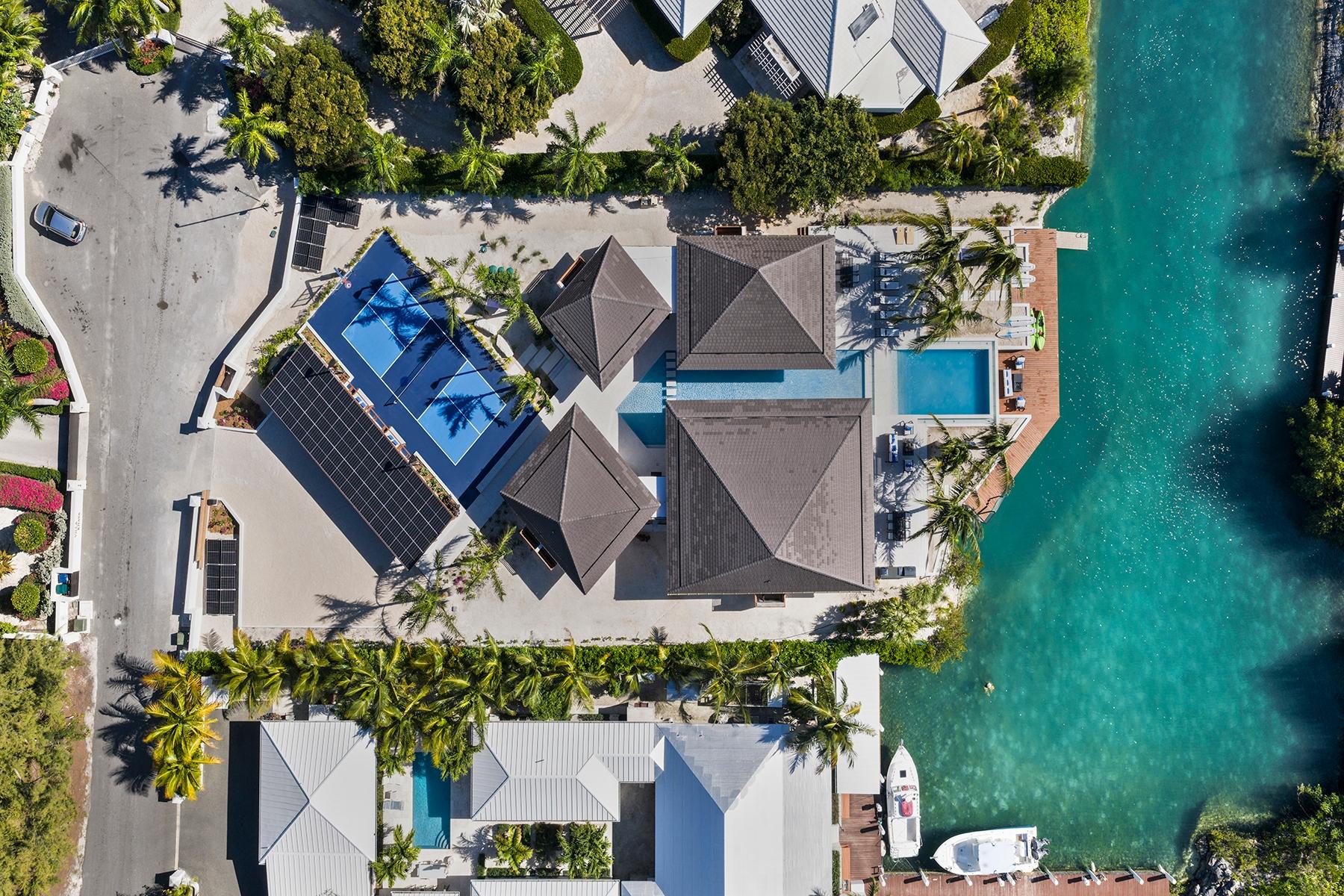 Aqua Solis Villa- Leeward
