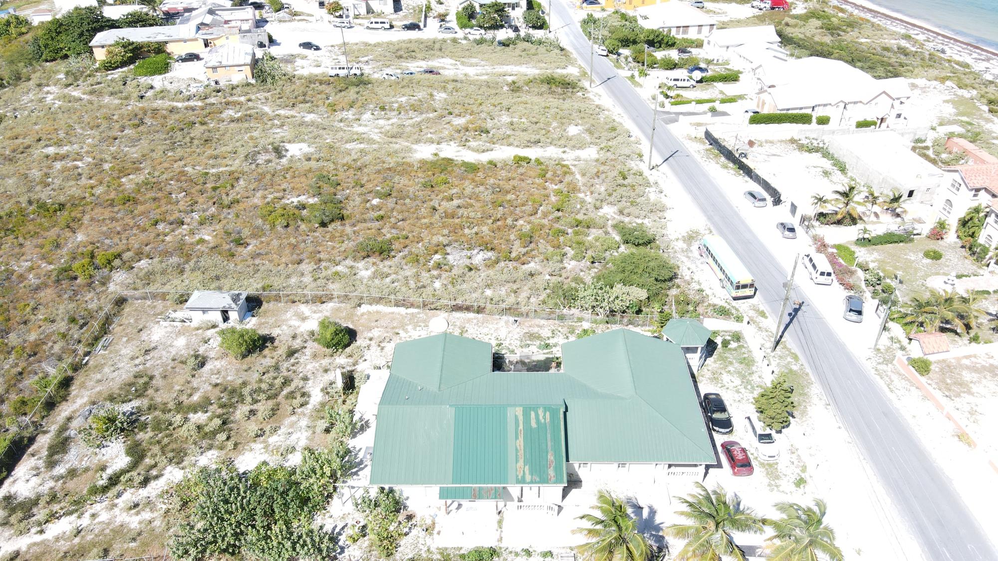 Nookie Hill House with single apartment attached