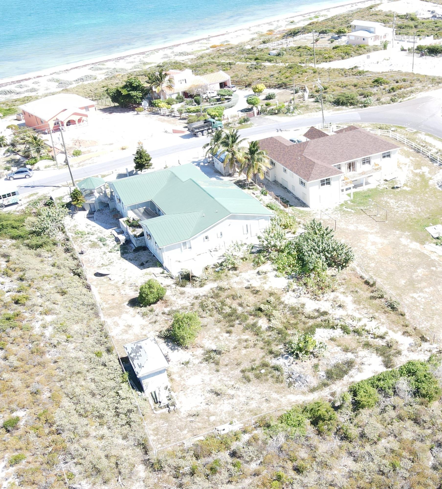 Nookie Hill House with single apartment attached