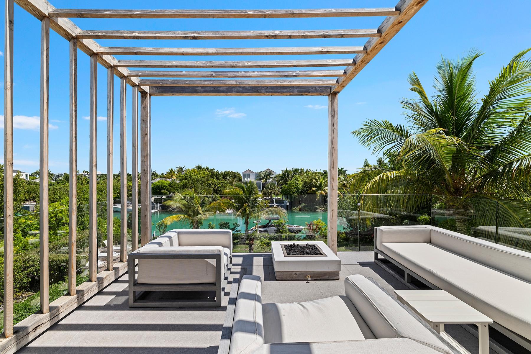Villa 7 - Blue Cay Estate Canal Front