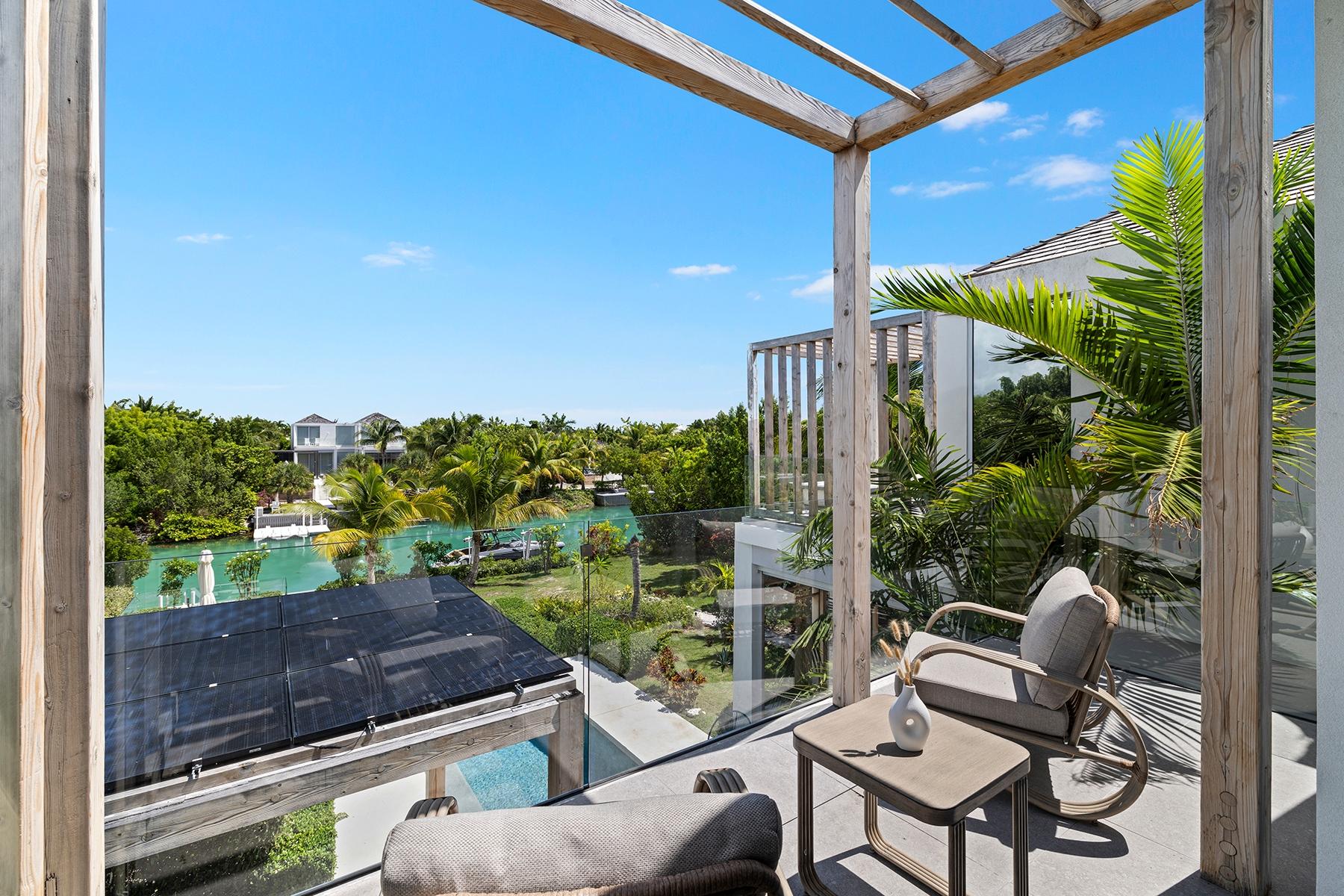 Villa 7 - Blue Cay Estate Canal Front