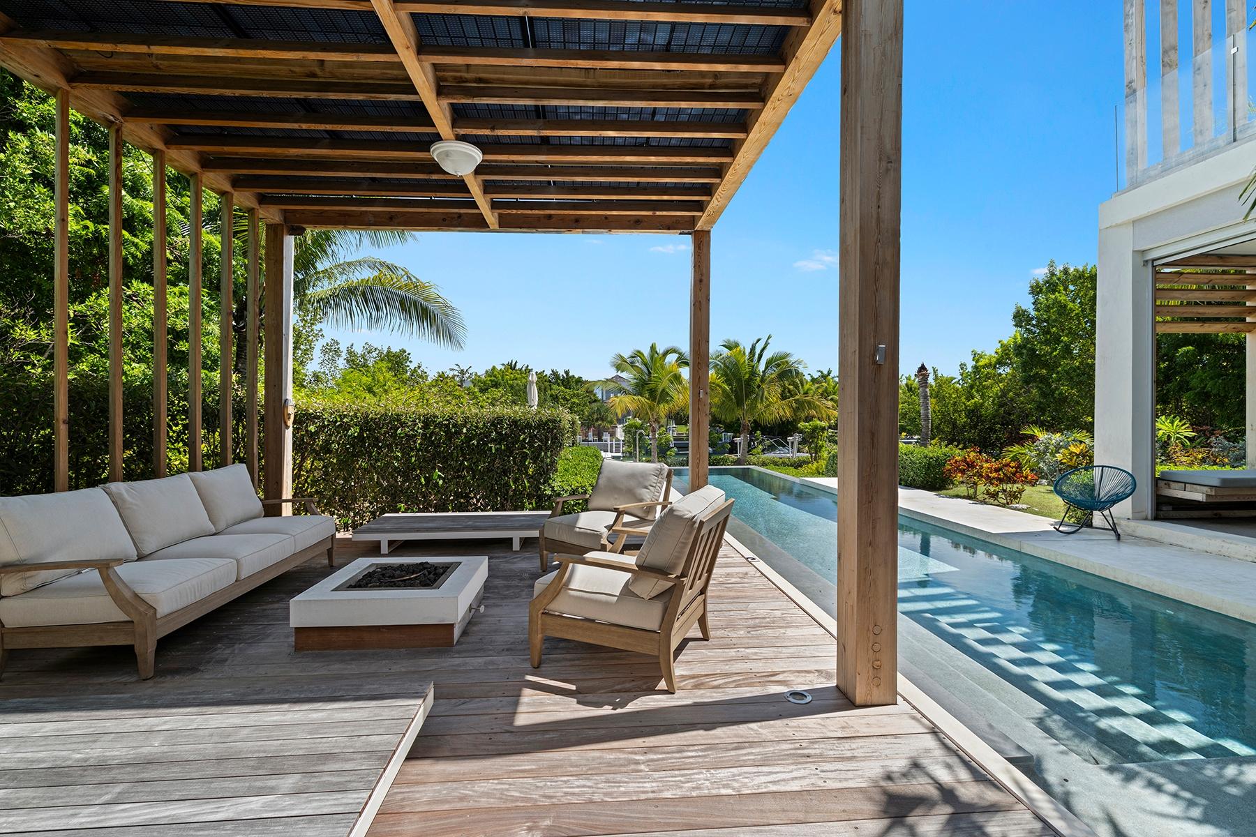 Villa 7 - Blue Cay Estate Canal Front