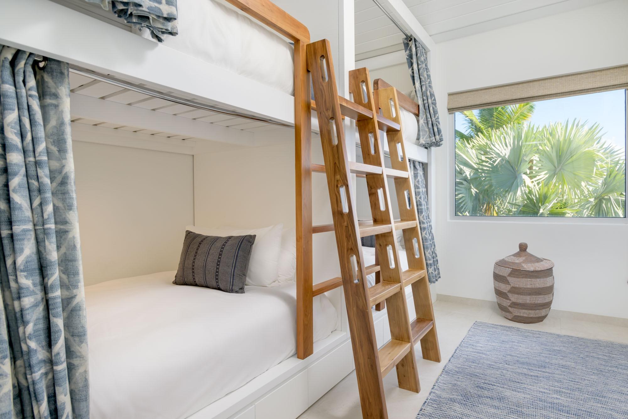 Beach Enclave Grace Bay - Villa 2