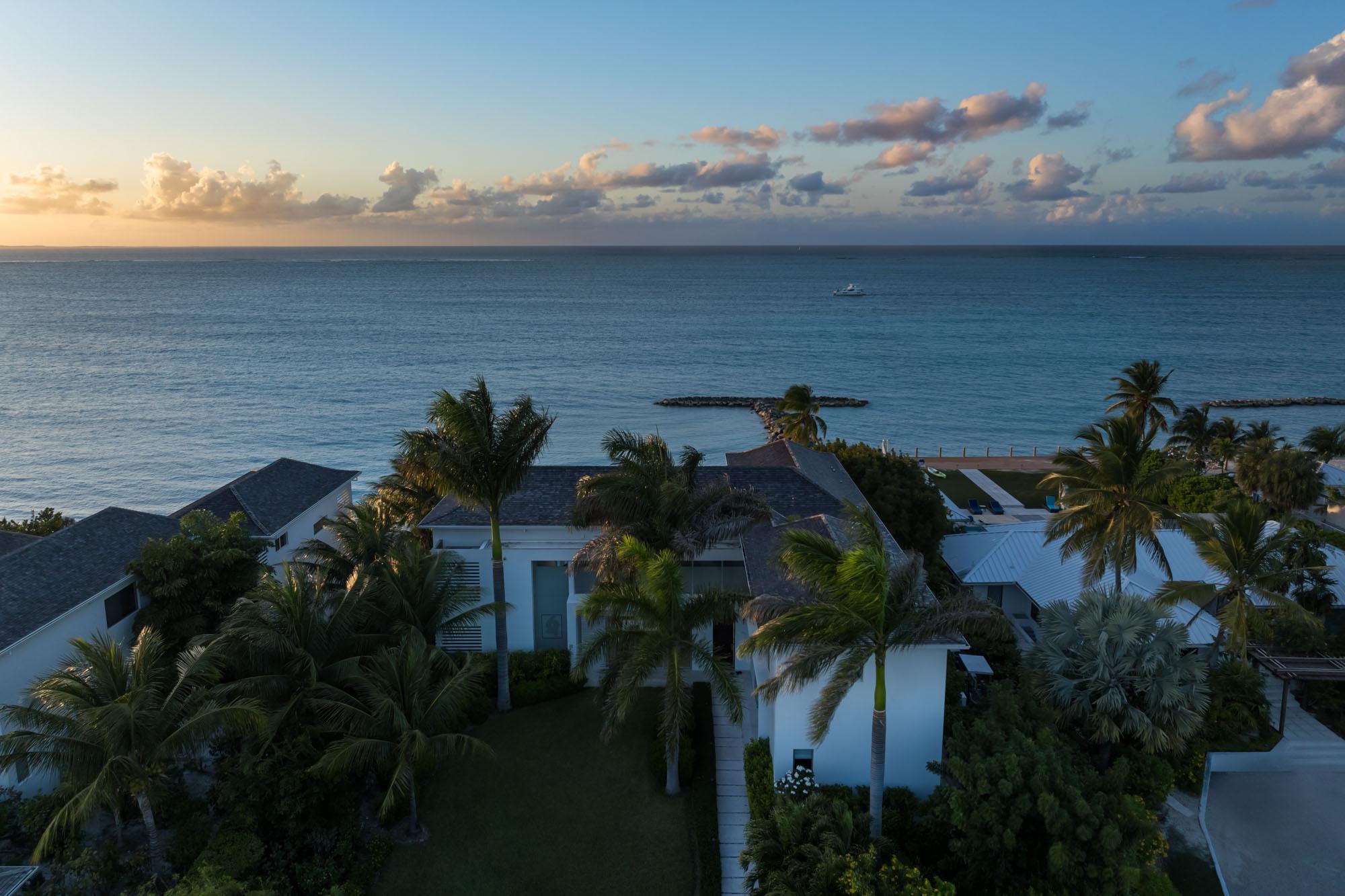 Beach Enclave Grace Bay - Villa 2