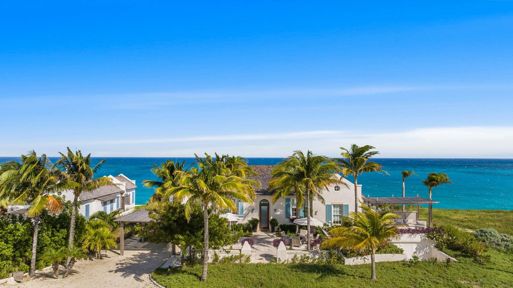 ADVENTURE VILLA