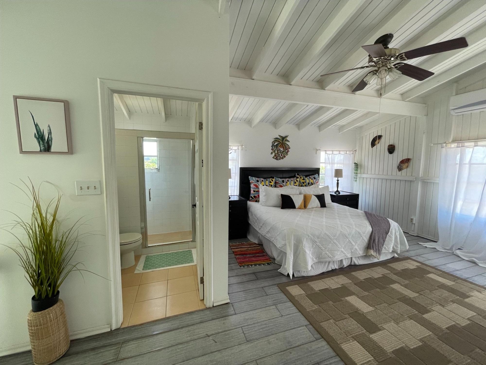 SEAWOOD VILLA