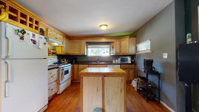 Listing Photo 6
