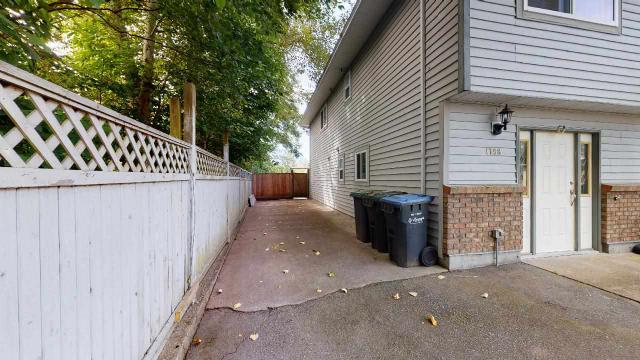 Listing Photo 34