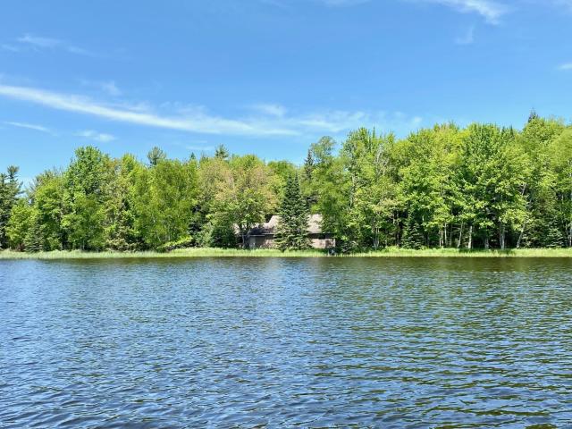 Pelican Lake house picture