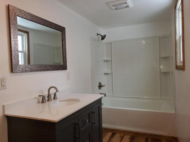 Listing Photo 7
