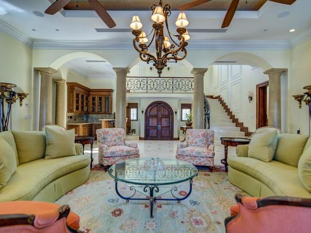 VILLA BELVEDERE