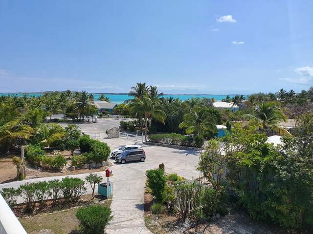 PALM BAY BEACH CLUB – KRA Bahamas