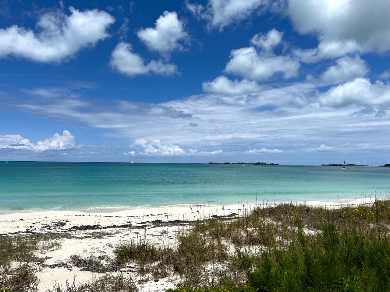 GREAT HARBOUR CAY BEACH V