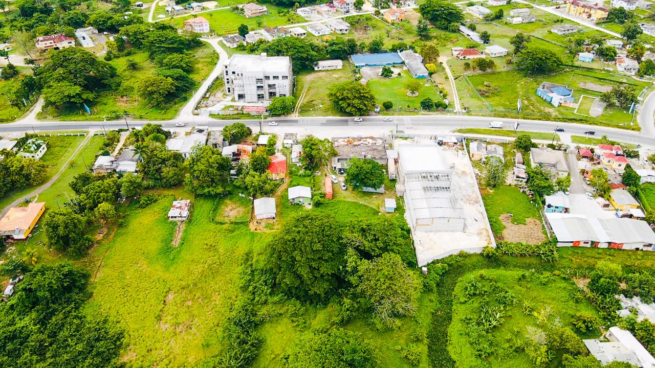 SAV-LA-MAR MAIN RD LANDILO, Savanna-La-Mar, Jamaica 