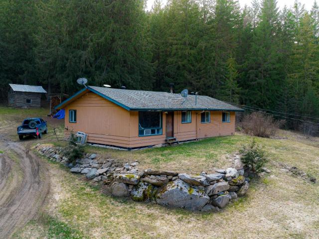 2055 AGATE BAY RD, North East, BC 