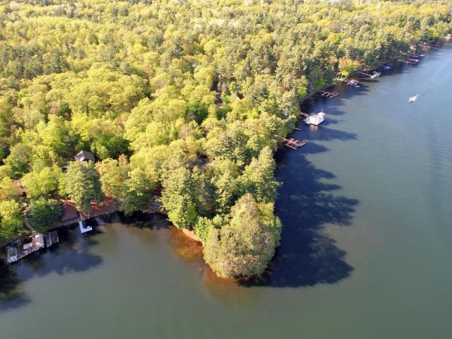 Minocqua Lake house picture