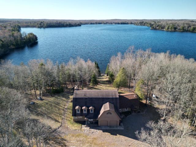 Pardee Lake house picture