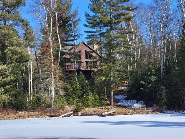 Trude Lake house picture