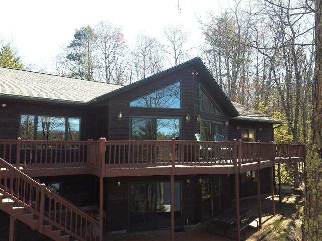 Lake Seventeen house picture