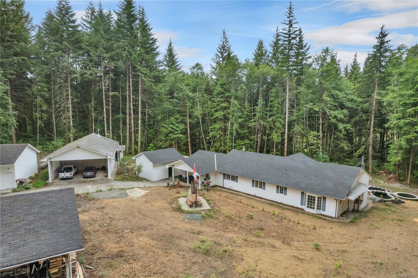 413 Rugged Ridge Road 413 Cape Mudge Rd - Royal LePage Advance Realty Ltd.